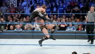 This would be a battle between two of Smackdown's best and most reliable superstars.
